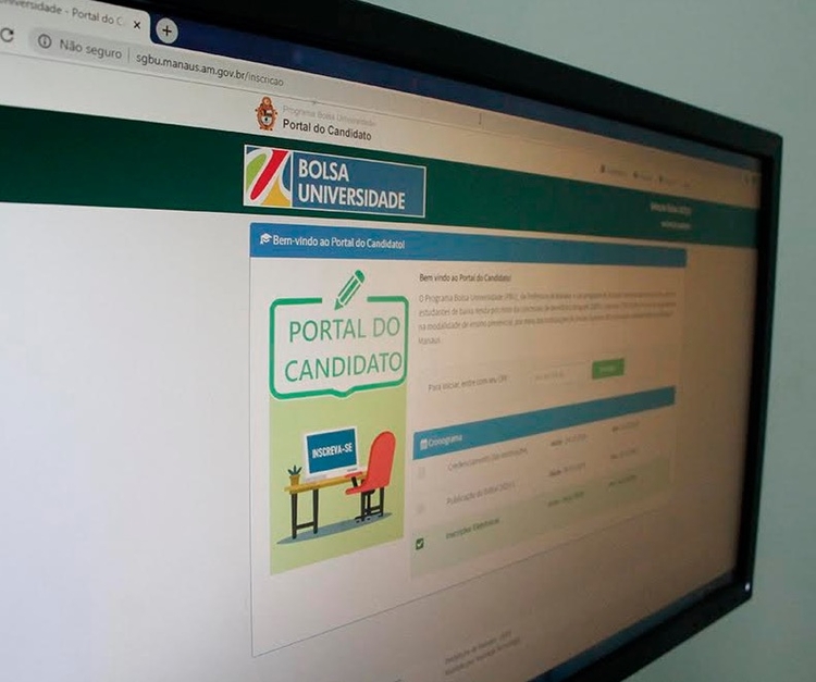 Prefeitura orienta bolsistas 'suspensos' do Bolsa Universidade em Manaus