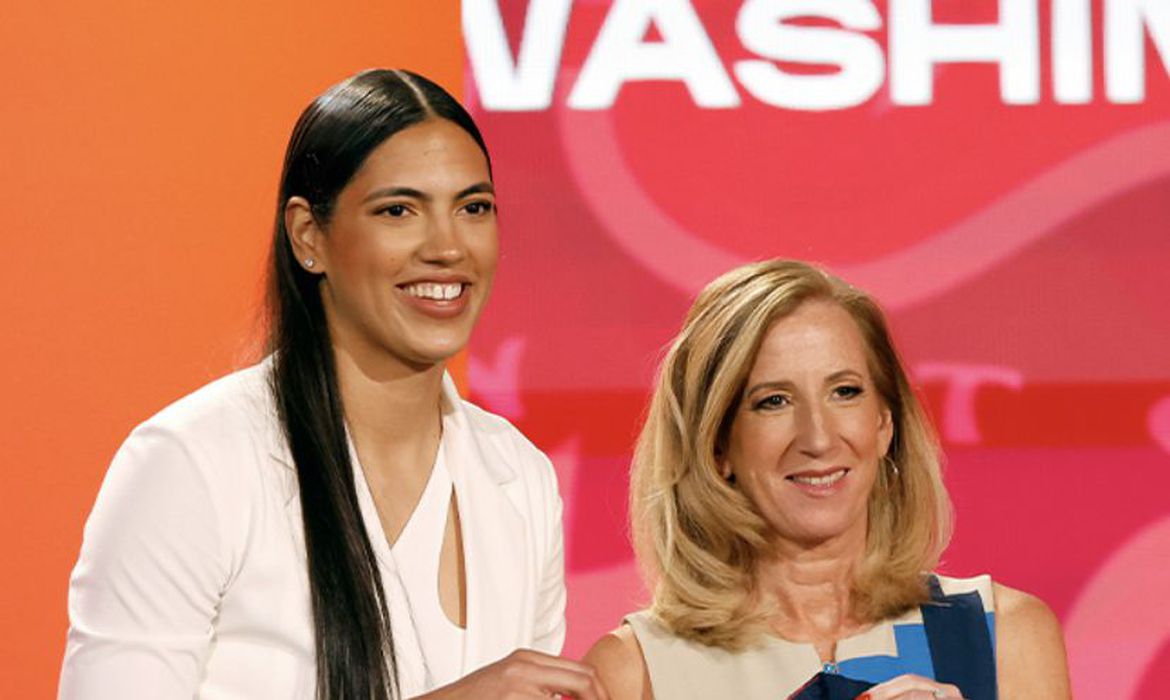Stephanie Soares é a 4ª escolha do Draft 2023 da WNBA