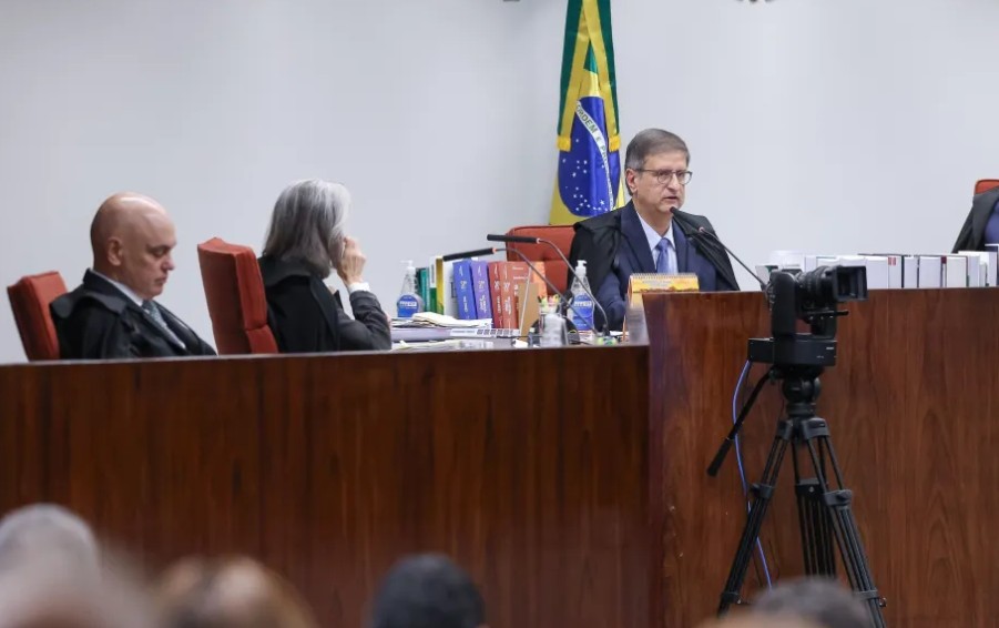 STF retoma hoje julgamento de Bolsonaro por tentativa de golpe