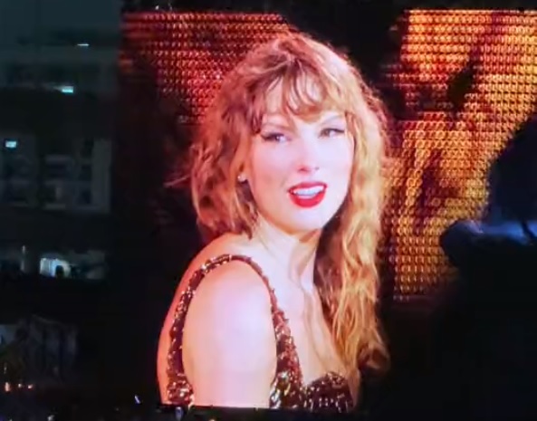 Fãs de Taylor Swift se unem para homenagear e 'pedir justiça' para Ana Clara Benevides