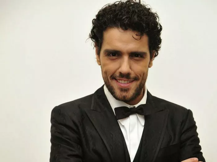 Thiago Arancam apresenta 'Tributo Três Tenores' no Teatro Amazonas