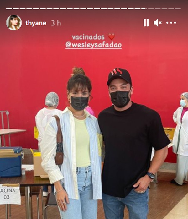 Mulher de Wesley Safadão, Thyane Dantas, fura fila da vacina e prefeitura instaura inquérito