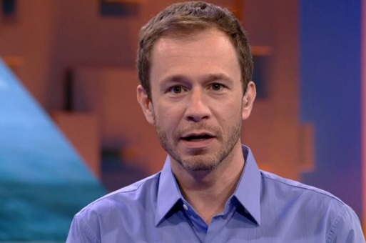 Tiago Leifert vibra com tretas após formação do paredão; veja vídeo