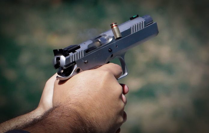 Jovem é morto a tiros enquanto trabalhava em café da manhã em Manaus 