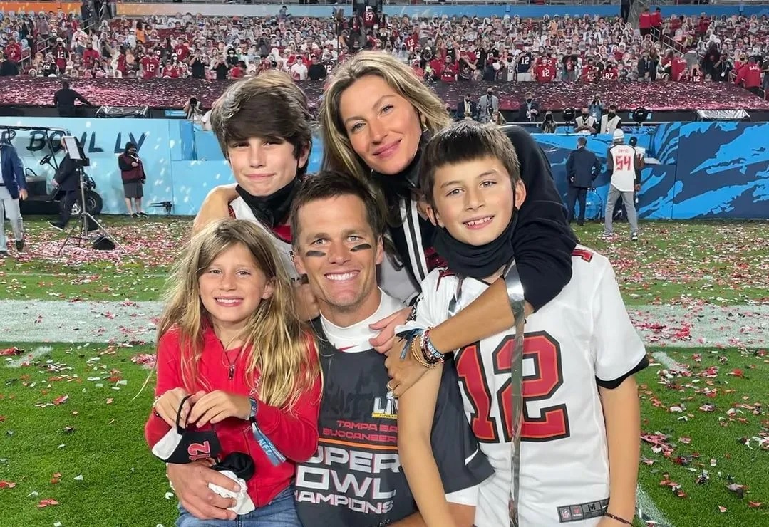 Gisele Bündchen diz em entrevista que gostaria que o marido fosse mais presente na família