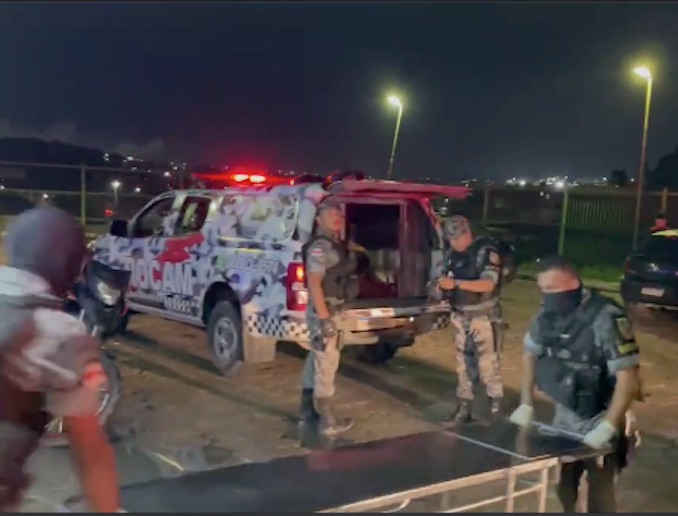 Líder de facção criminosa morre em confronto com a polícia em Manaus