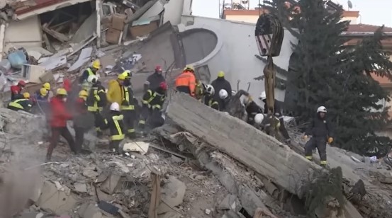 Esperança de sobreviventes reduz com quase 20 mil mortos na Turquia e na Síria