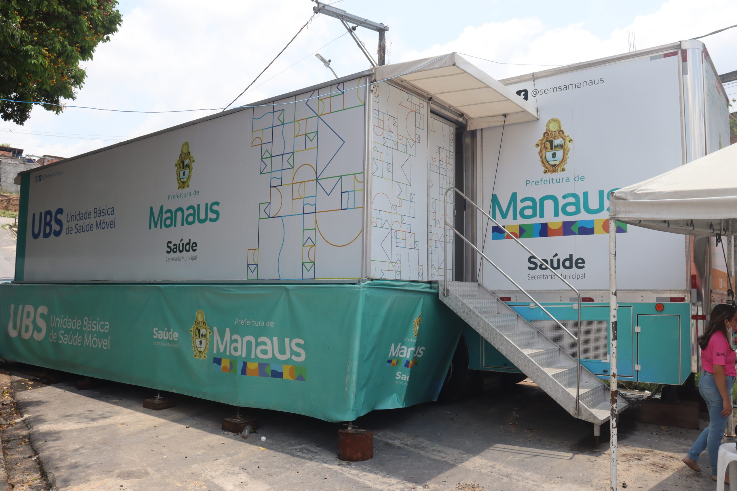 UBS Móvel leva serviços de saúde para bairro Cidade de Deus, em Manaus