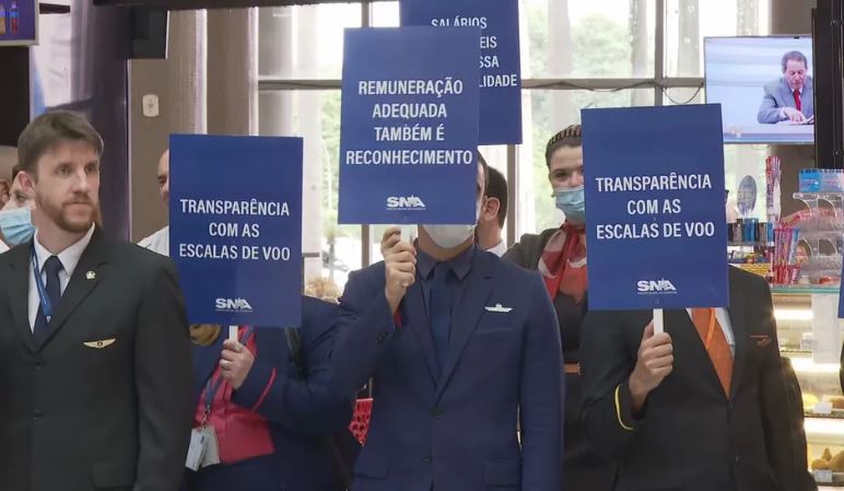 Voos são cancelados no segundo dia de greve de pilotos e comissários 