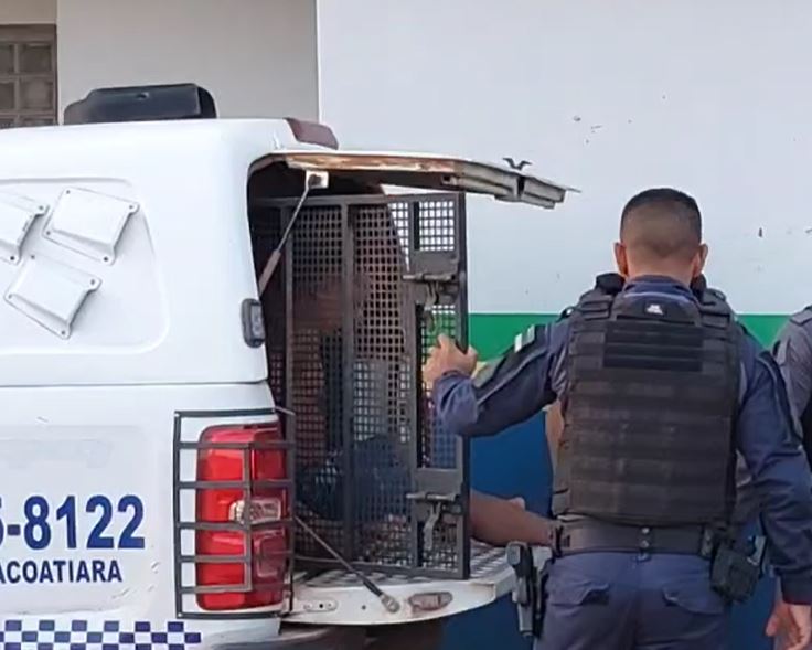 Embriagado, trio fura blitz e causa acidente durante fuga no Amazonas 