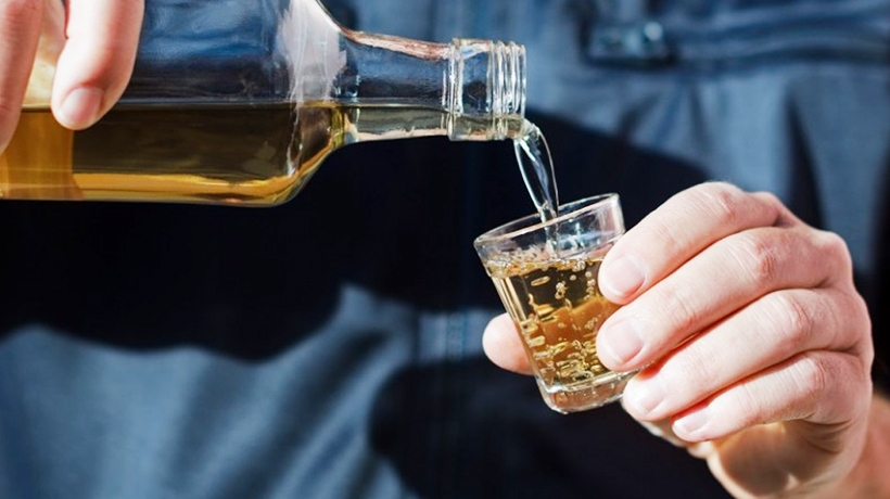 Avô que forneceu cachaça ao neto menor de idade é condenado