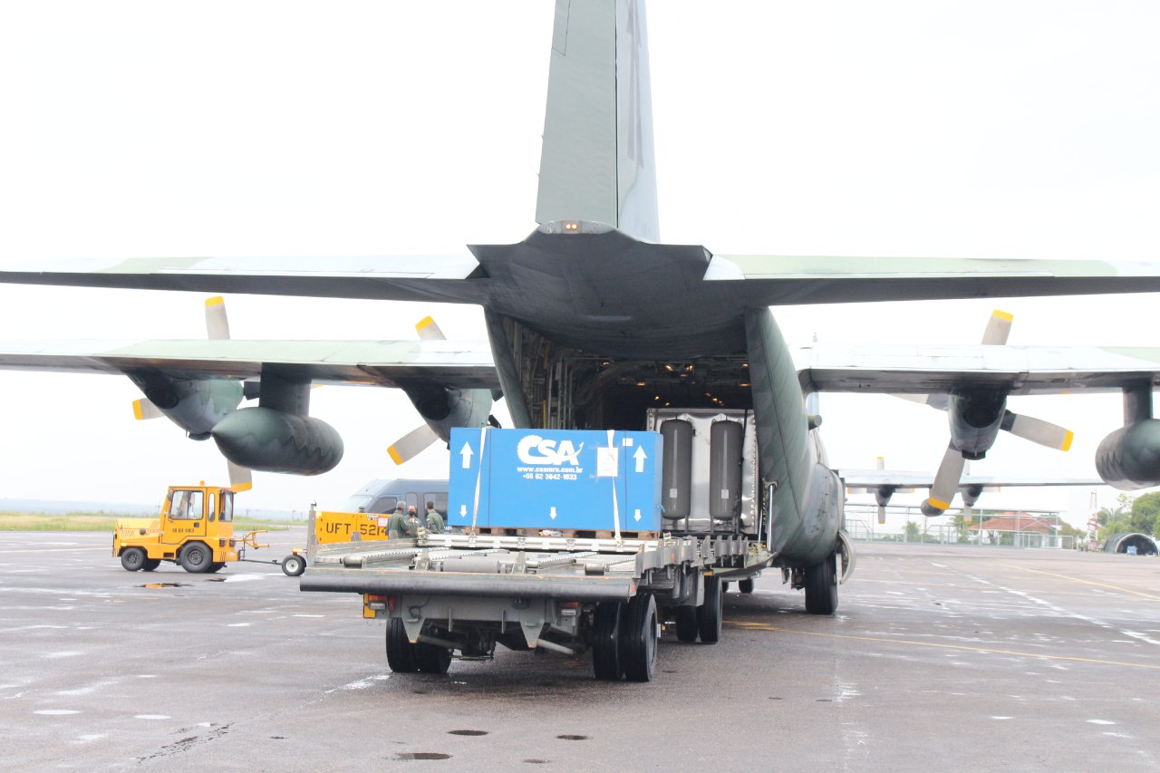 Amazonas recebe mais duas usinas de oxigênio que serão enviadas ao interior