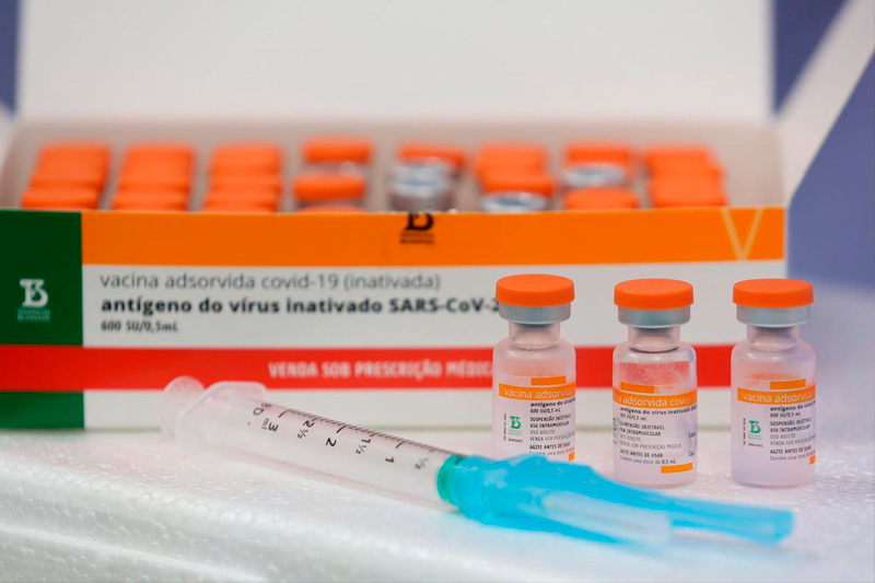 Vacina da CoronaVac é liberada para crianças e adolescentes de 6 a 17 anos