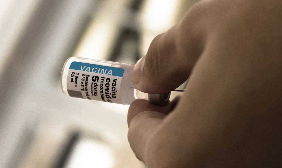 Saúde distribui mais de 7,6 milhões de doses da vacina da AstraZeneca