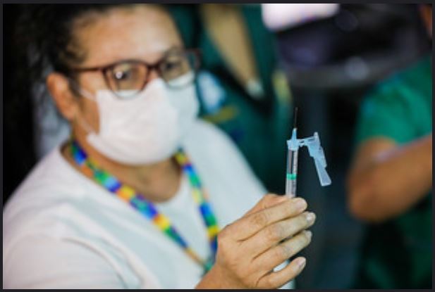 Manaus vai retomar vacinação da primeira dose da vacina contra a Covid-19