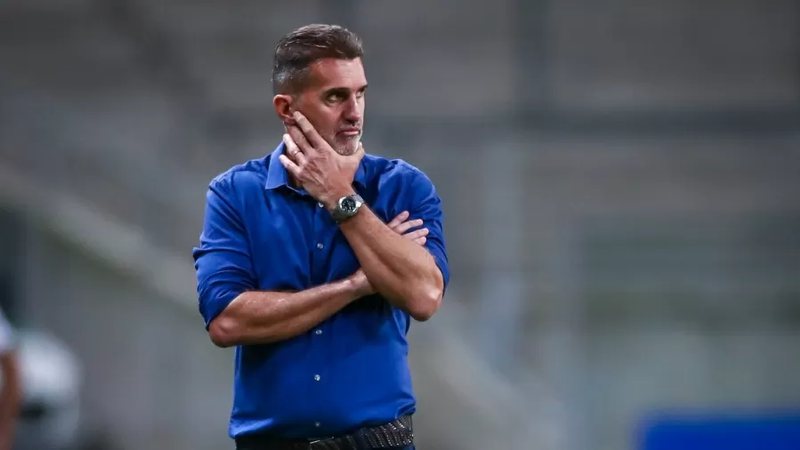 Após empate com Juventude, Grêmio demite técnico Vagner