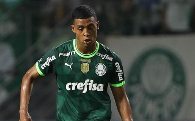 Vanderlan é aprovado em 'teste de fogo' no Palmeiras e tira dúvida de Abel