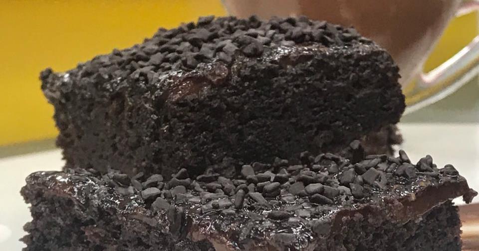 Ana Maria Braga ensina a fazer bolo molhado de micro-ondas