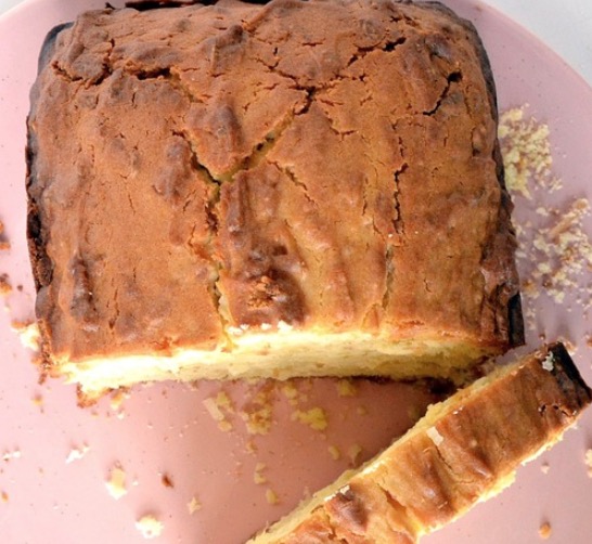 Aprenda a fazer pão de coco de liquidificador