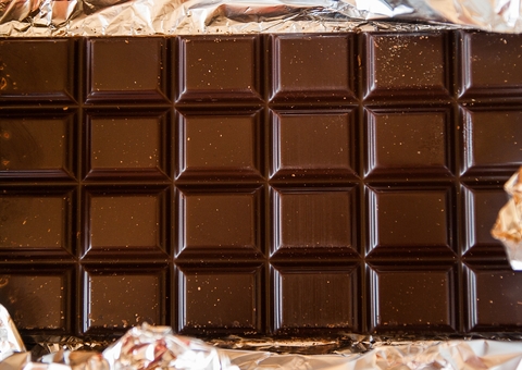 Você não deveria guardar seu chocolate na geladeira; saiba o motivo
