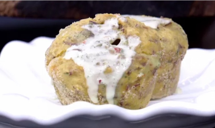 Ana Maria surpreende com receita de petit gâteau de carne seca e requeijão