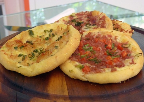 Ana Maria Braga ensina a fazer esfirra aberta no 'Mais Você'; confira