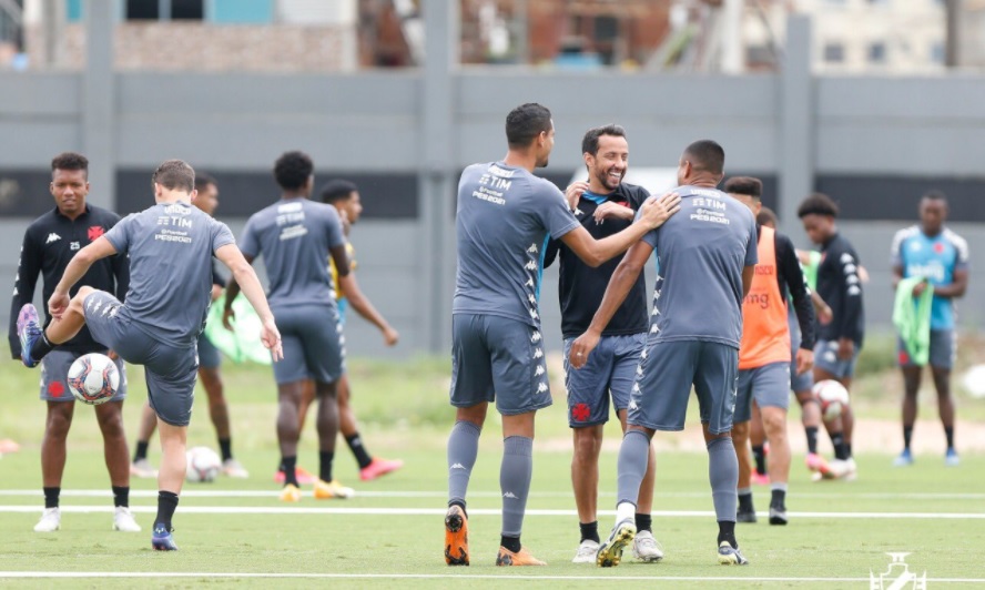 Duelo Náutico x Vasco pode definir destino das equipes na Série B