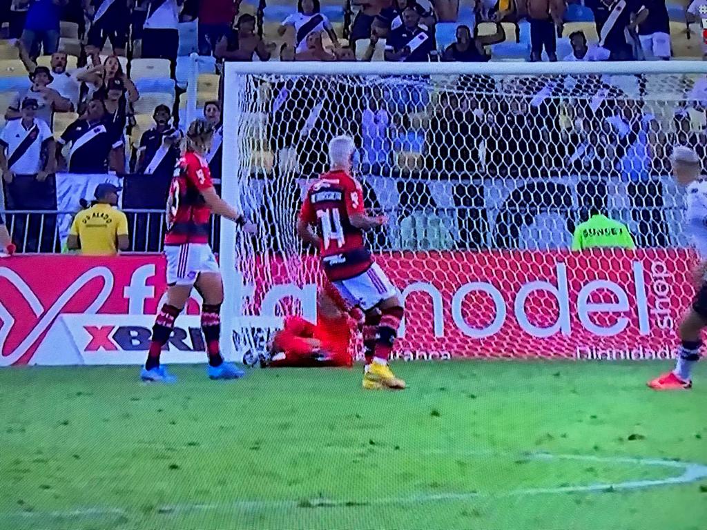 Tite inicia trabalho em tentativa de levar Flamengo de volta ao topo