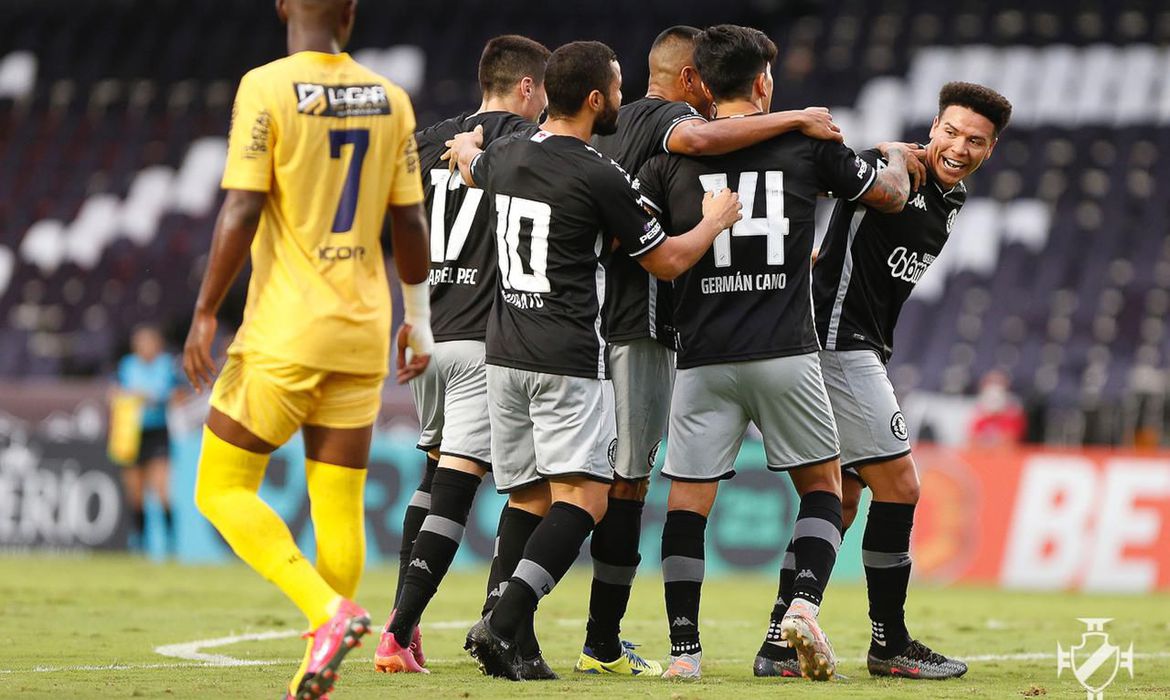 Vasco vence Madureira por 2 a 1 e está na final da Taça Rio