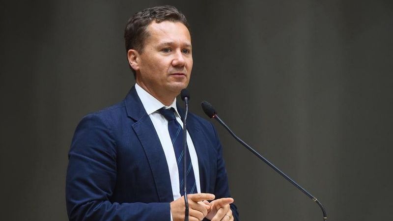 Vereador morre durante prova de natação