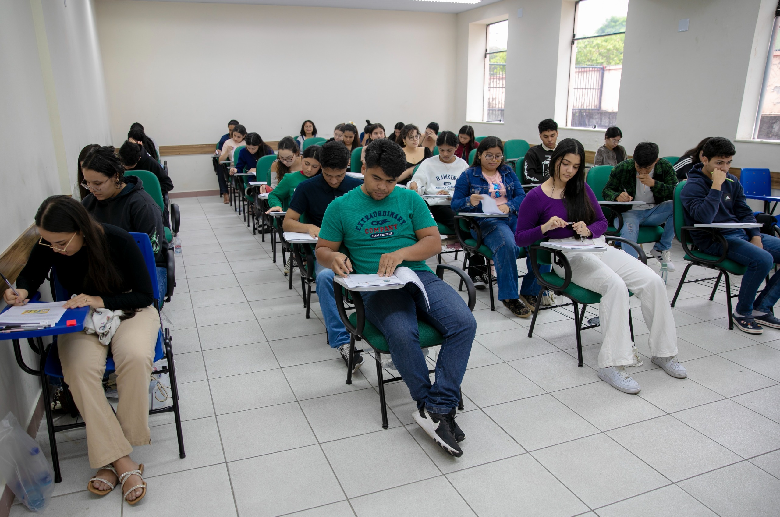 UEA divulga cartão de convocação e datas do vestibular e SIS 2025/2026