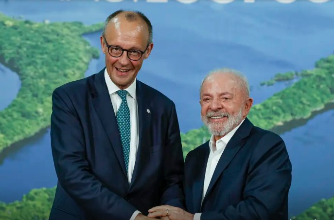 Chanceler alemão diz que ficou 'feliz ao deixar Belém' e gera polêmica