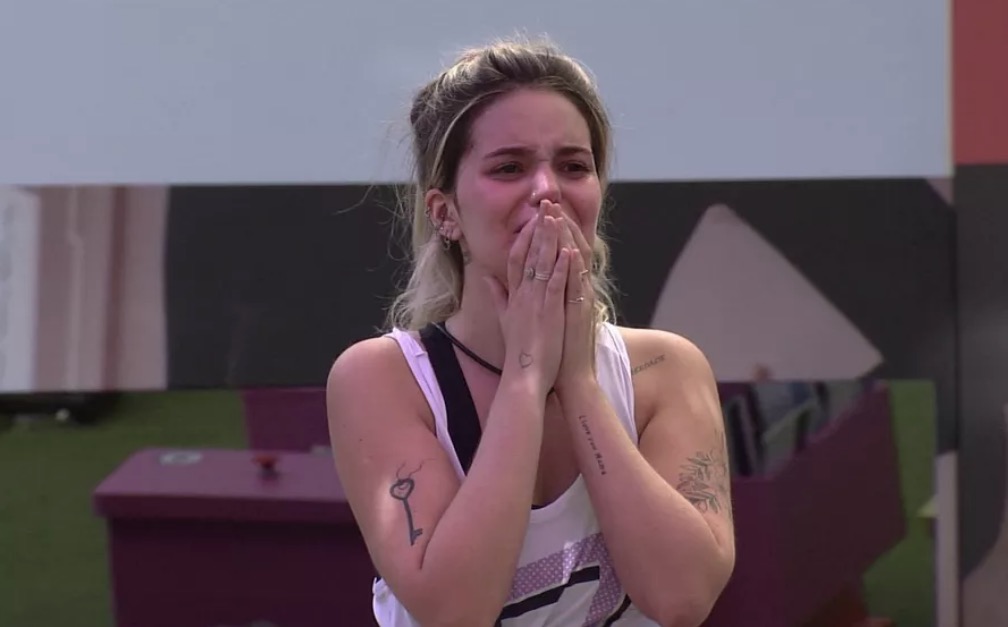 BBB21: Viih Tube vence prova do líder após 14 horas