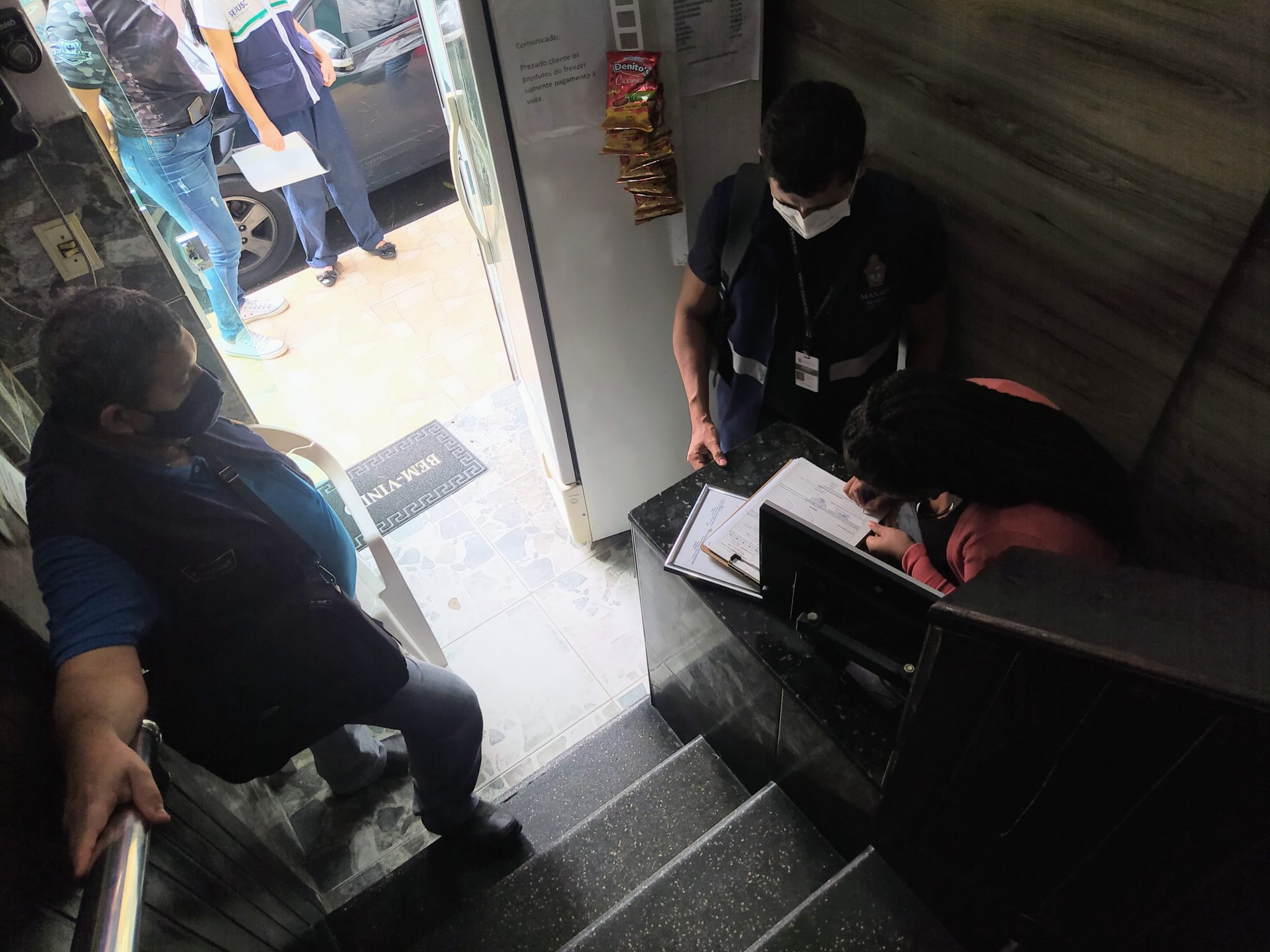 Fiscalização encontra hotéis sem higiene e documentos básicos em Manaus