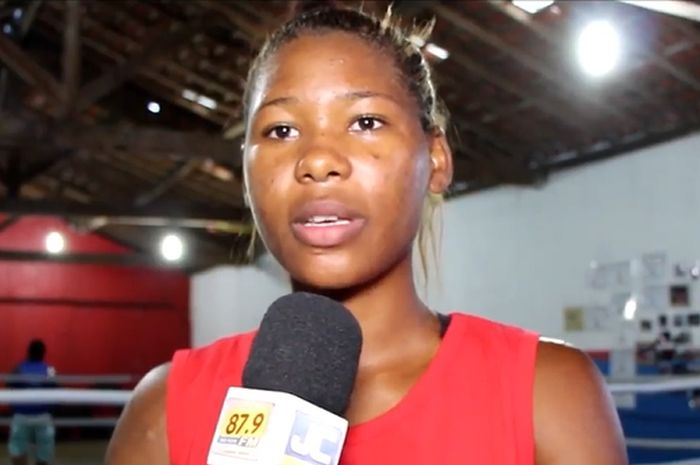 Viviane dos Santos domina argentina e vence na estreia no boxe do Pan 2023