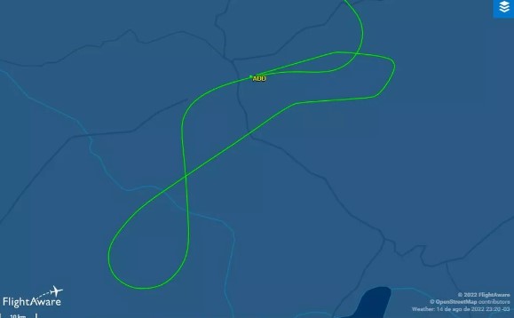 Pilotos são suspensos após dormirem e 'esquecerem' de pousar em aeroporto