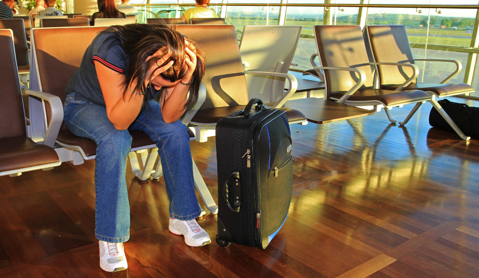 Atraso em voo que resultou em perda de cruzeiro gera indenização