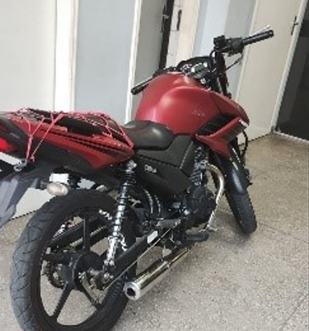 Após fuga frenética, dupla é presa por participar de racha em Manaus