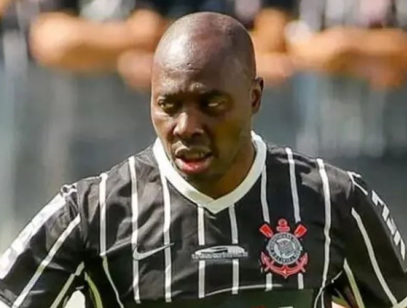 Ex-Corinthians Rincón morre na UTI de hospital após acidente 