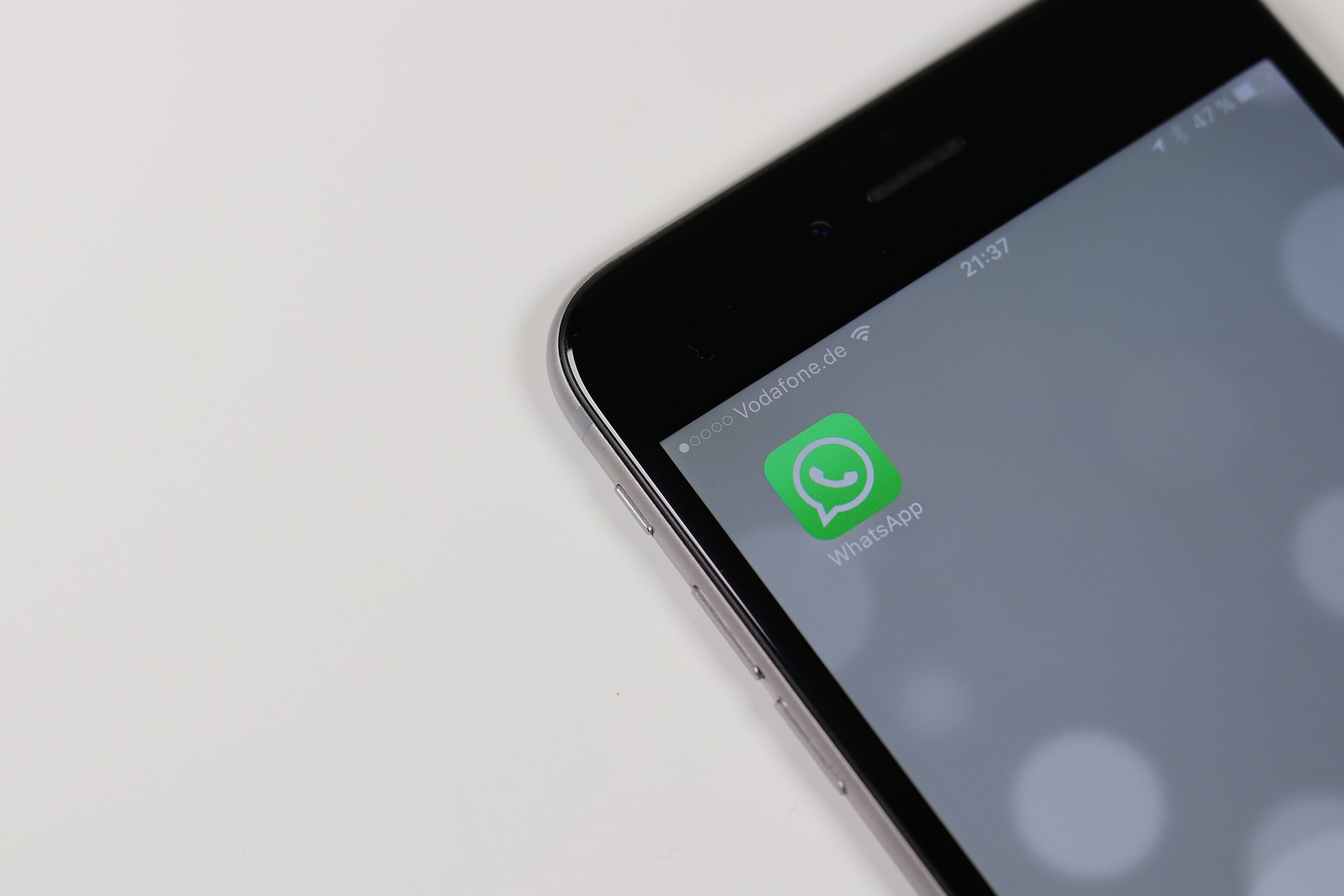 WhatsApp pretende lançar uma função para criar 'stickers' no app