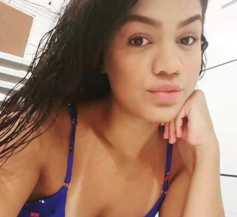 Mulher descobre traição e exige que marido execute jovem na frente dela 