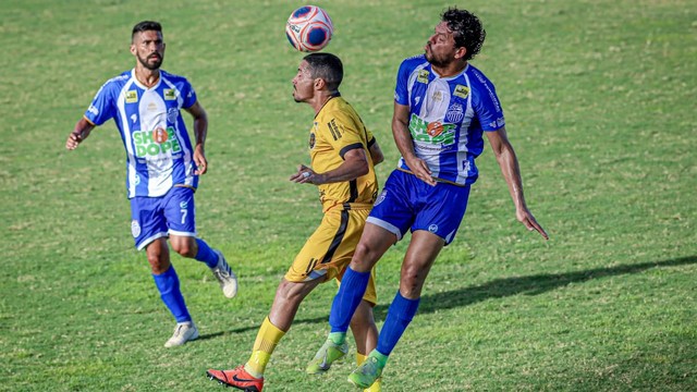Com gol contra, São Raimundo elimina Amazonas FC no campeonato amazonense