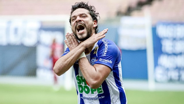 Nos acréscimos, Manaus vira contra o São Raimundo e leva o Amazonense