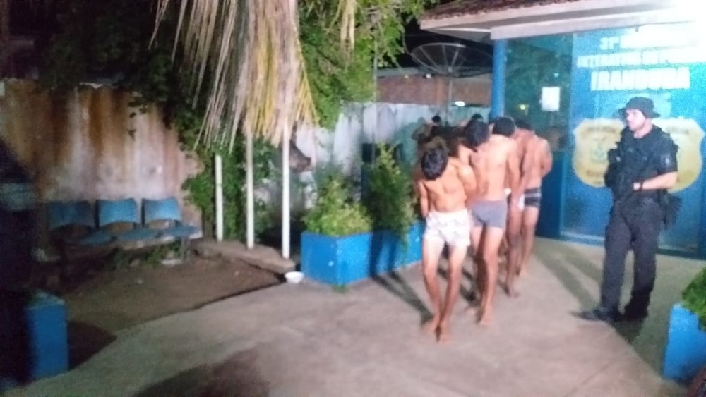 Após fuga em massa, detentos de Iranduba são transferidos para Manaus