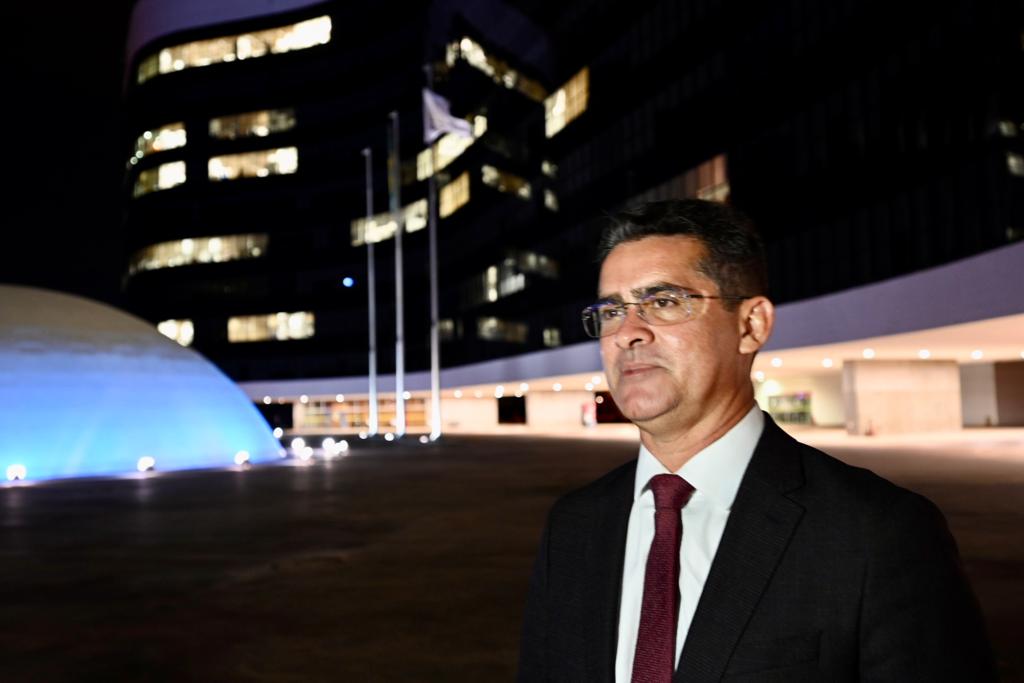 David Almeida vai a Brasília em busca por novos investimentos para Manaus