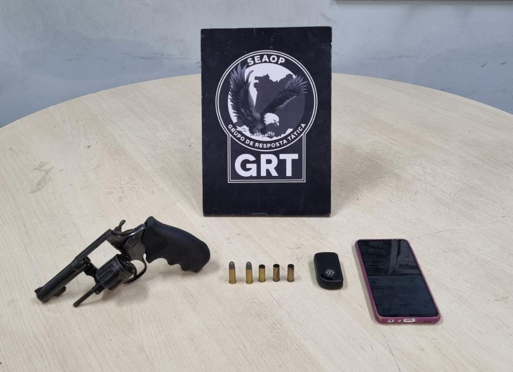 Suspeito de roubar carro é baleado ao trocar tiros com a polícia em Manaus