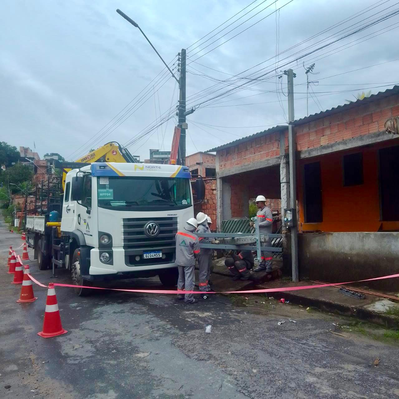 Sete bairros de Manaus e dois ramais ficam sem energia na terça-feira 