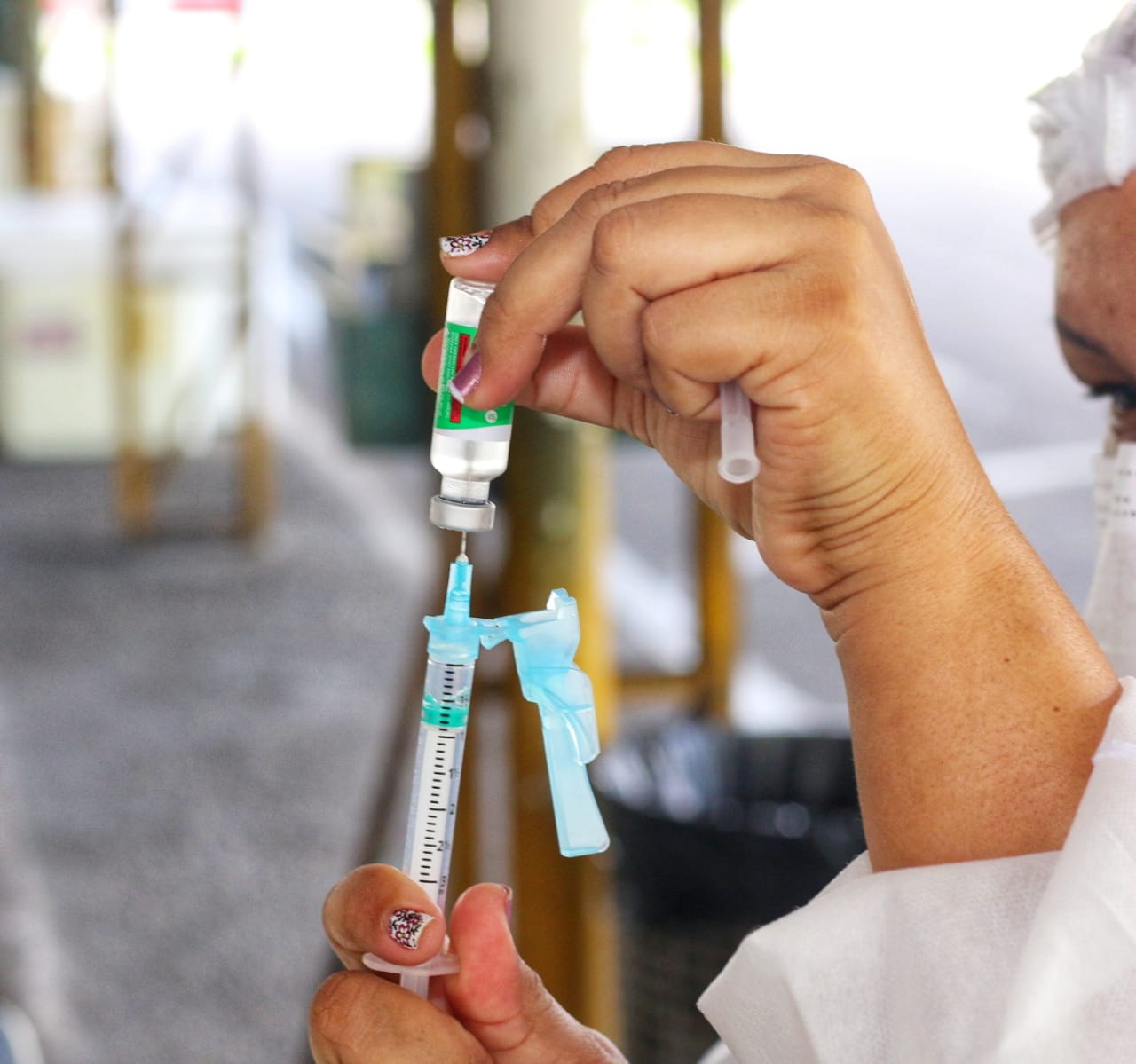 OMS alerta sobre notícia falsa que recomenda 3ª dose da Coronavac