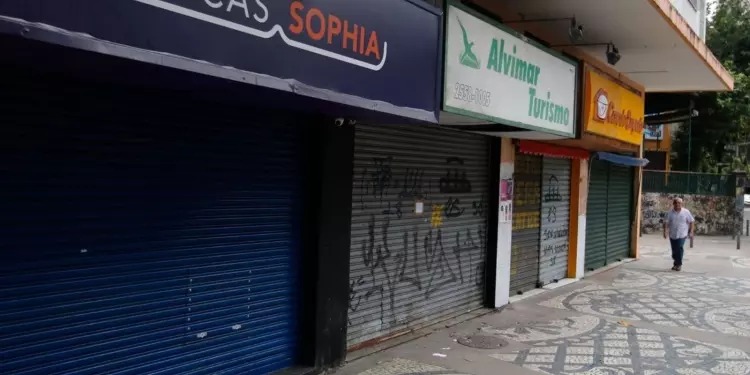 CNC aponta fechamento de 75 mil lojas em 2020