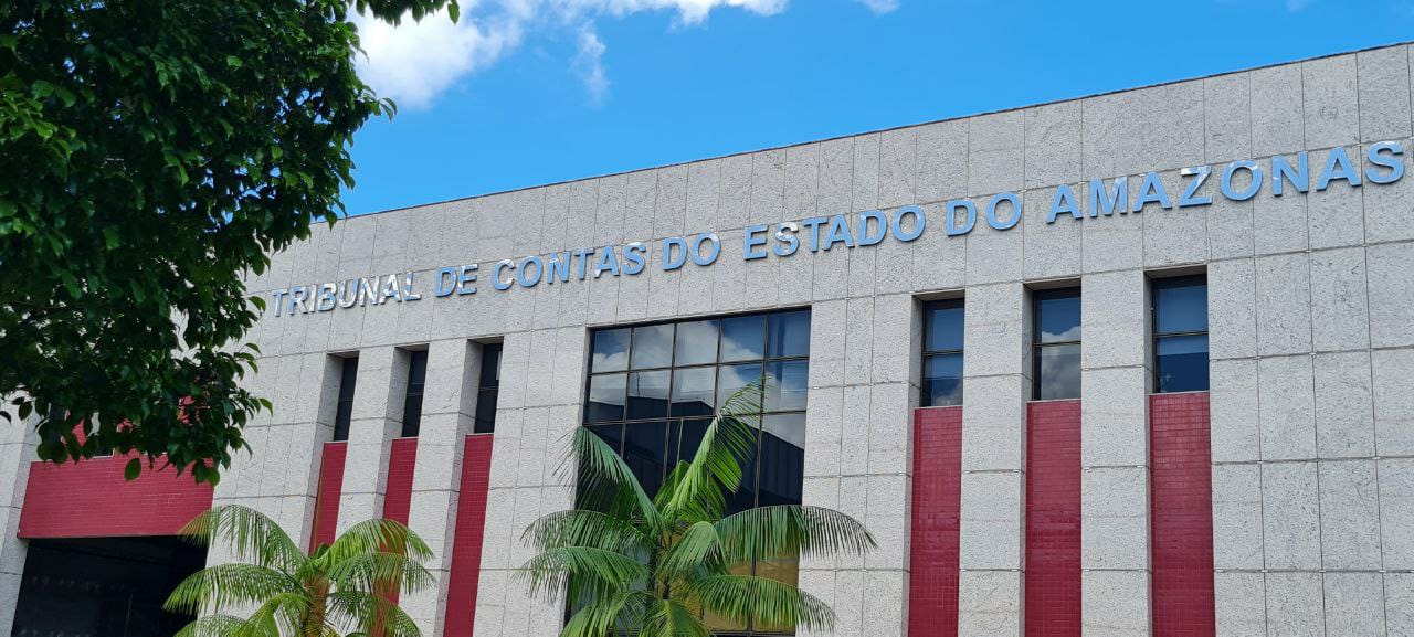 TCE-AM orienta gestores sobre mudanças na folha de pagamento e admissão 